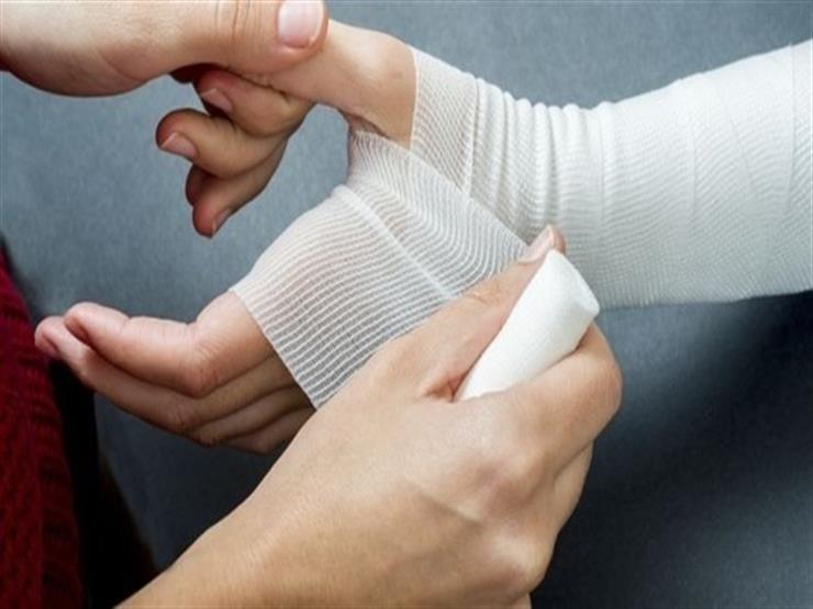 Tolkning av en dröm om ett sår i handen för en gift kvinna