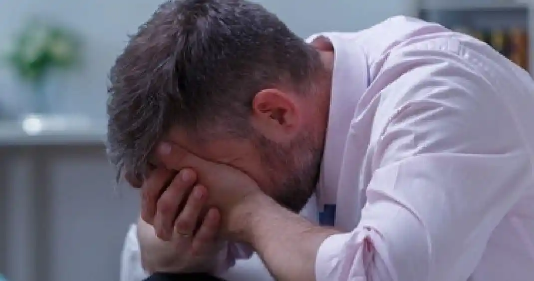 تفسير حلم البكاء بحرقة