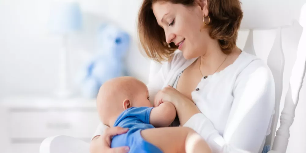 الرضاعة في المنام للعزباء