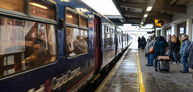 ഒരു സ്വപ്നത്തിൽ ട്രെയിൻ കയറുന്നത് സ്വപ്നം കണ്ടു