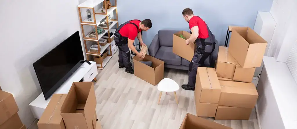 النقل من بيت لبيت آخر للعزباء