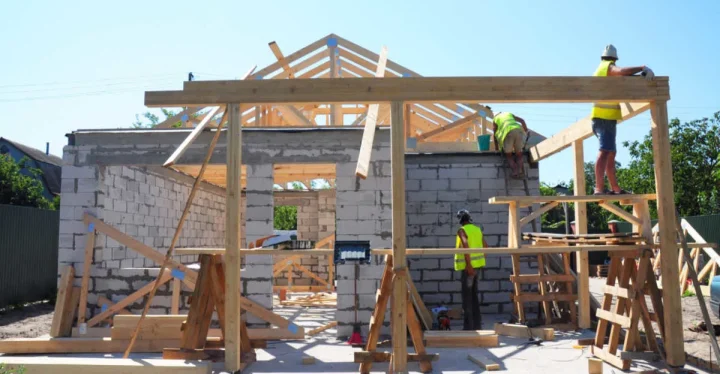 الحلم بالبناء في المنام