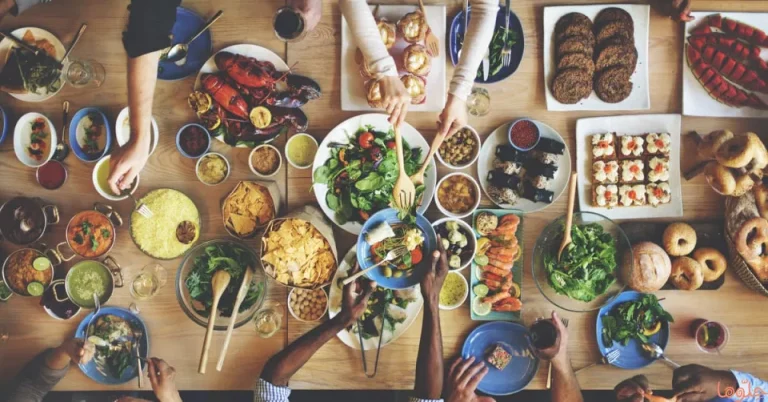 الحلم بطعام كثير