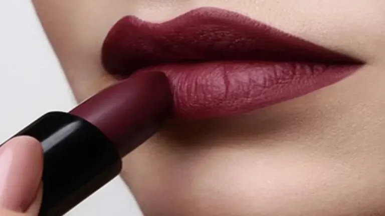 ألوان الروج في المنام